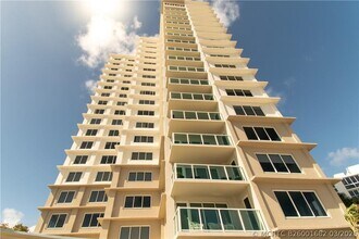 Building Photo - 1151 N Fort Lauderdale Beach Blvd