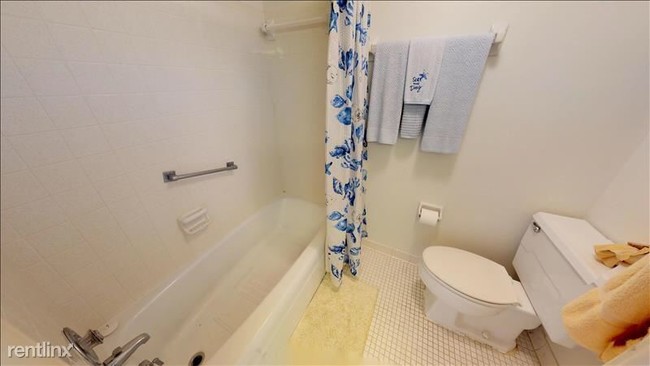 Building Photo - 2 br, 2 bath Condo - 4825 Gulf of Mexico Dr