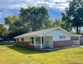 Building Photo - 9962 Duke Dr