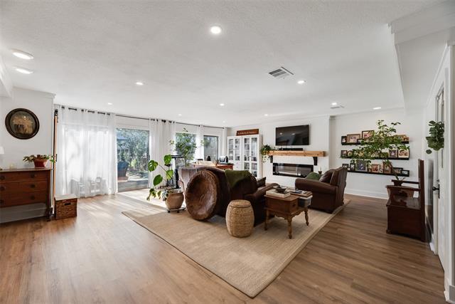 Foto del edificio - 2216 W Lotus Ave