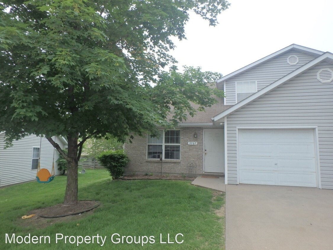 Primary Photo - 3705 Pimlico Dr
