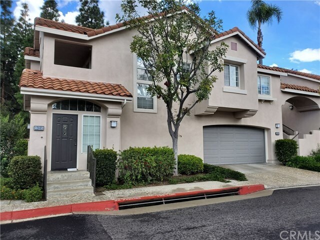 Primary Photo - 12665 Doral
