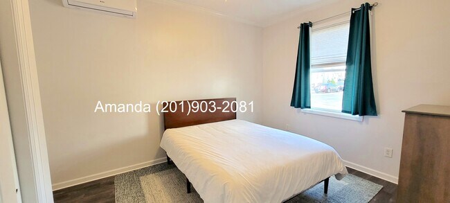Building Photo - 30 2nd St