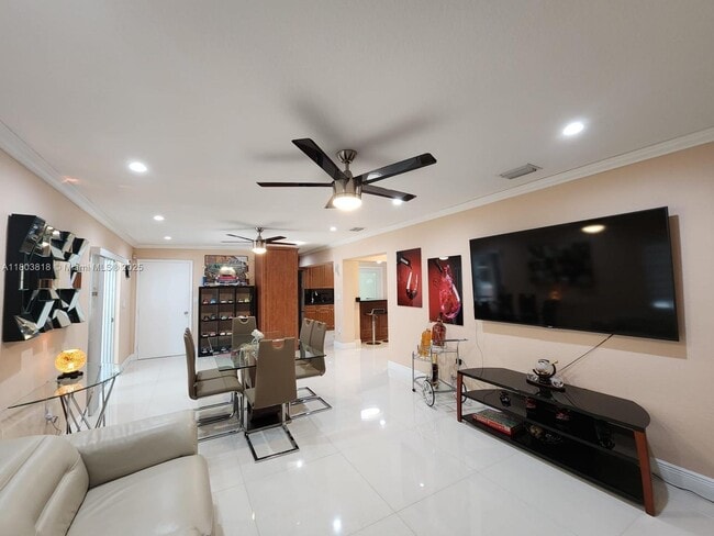 Foto del edificio - 962 E 32nd St