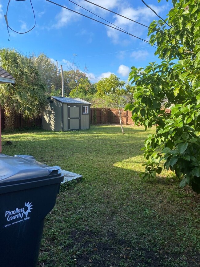 Photo - 2 Bedroom house for rent - Move in now - n...