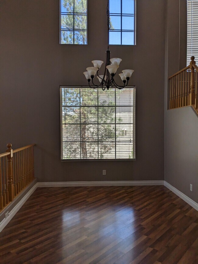 Building Photo - 1424 Via Savona Dr