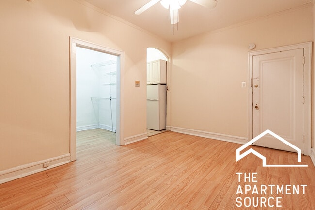 Photo - 2827 N Burling St Apartment