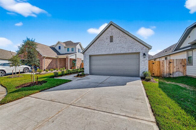 Building Photo - 8915 Field Daisy Ct