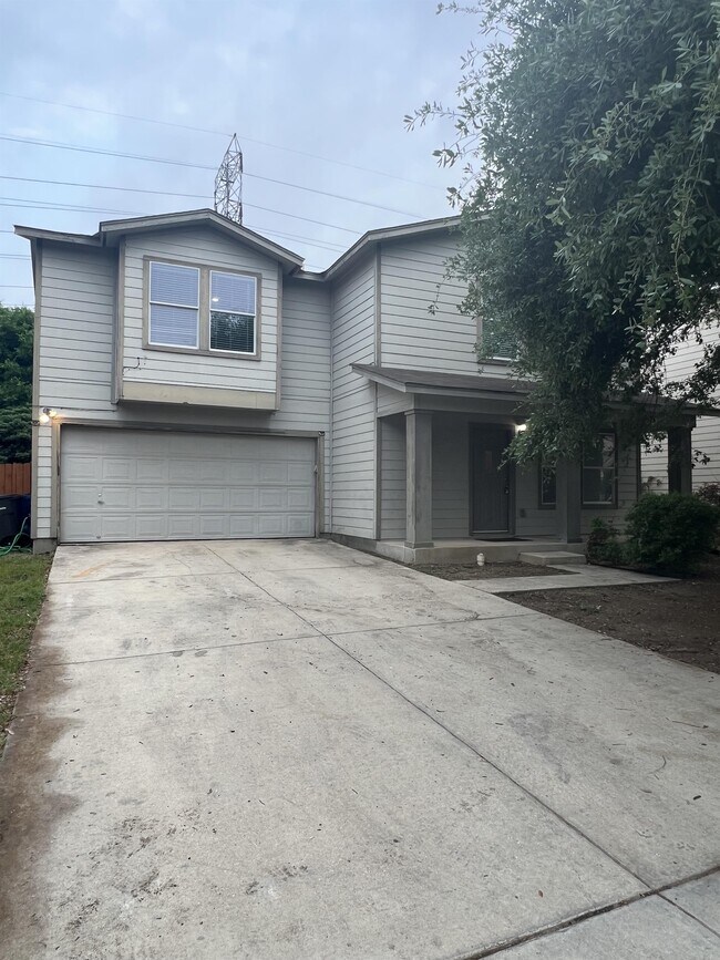 Building Photo - 415 Shadbush St