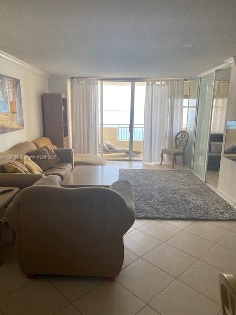 Foto del edificio - 3180 S Ocean Dr