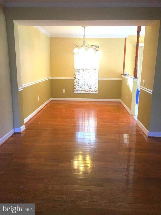 Building Photo - 13043 Mill House Ct
