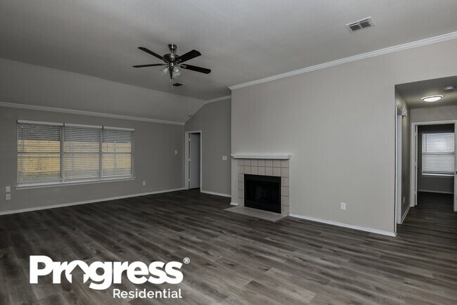 Foto del edificio - 917 Hiawatha Ln