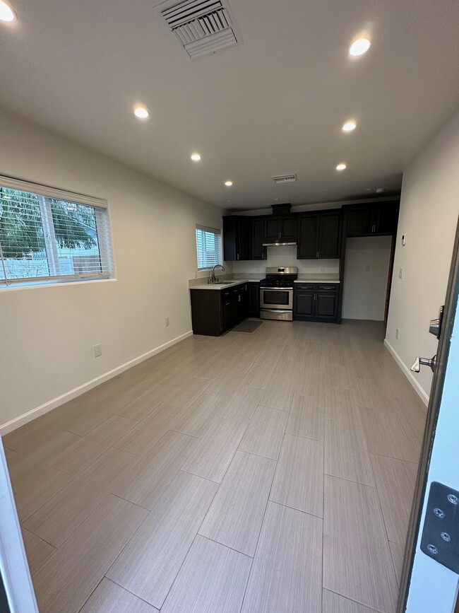 Living room Kitchen & Dining area - 10932 Oro Vista Ave