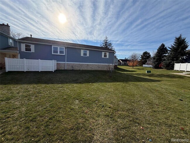 Foto del edificio - 20923 W Glen Haven Cir