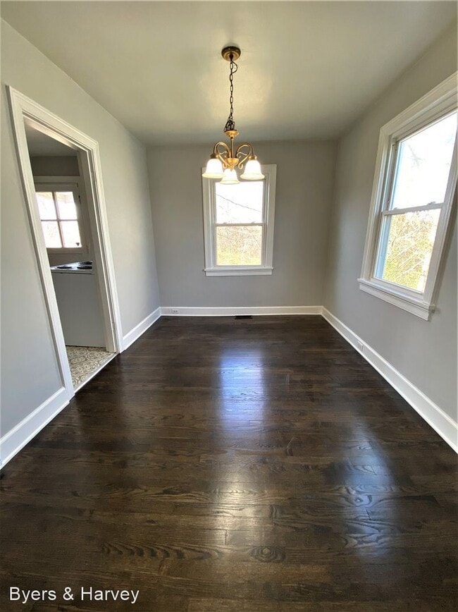 Building Photo - 3 br, 1 bath House - 735 Woodmont Blvd.