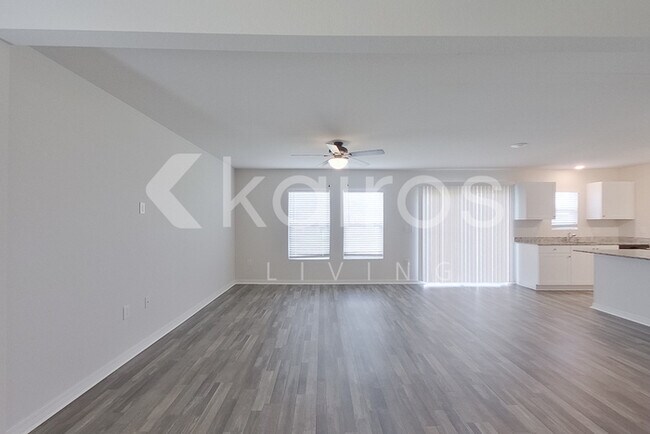 Foto del edificio - 1835 Nelson Rd N