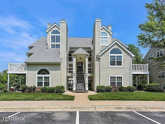 Foto principal - 903 Hillside Lake Terrace