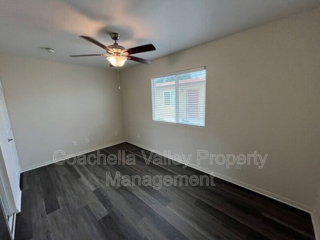 Building Photo - 422 Rosa Parks Rd