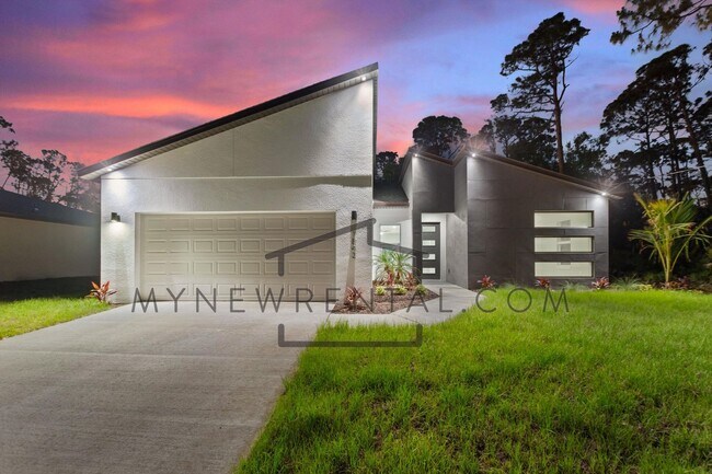 Building Photo - ONE MONTH FREE RENT! Modern, energy effici...