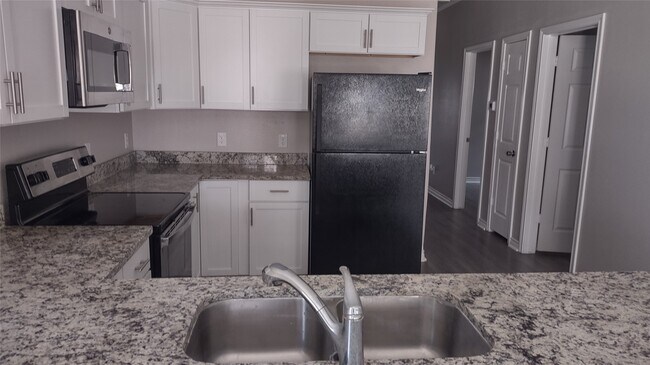 Foto del edificio - 16937 Glenheath St