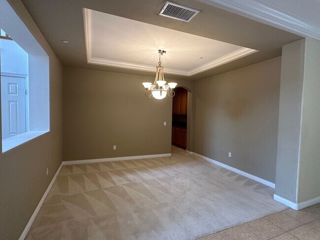Building Photo - Stunning Simi Valley Executive Home