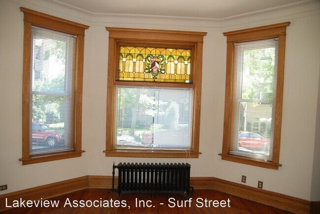 Building Photo - 2920 N Burling St