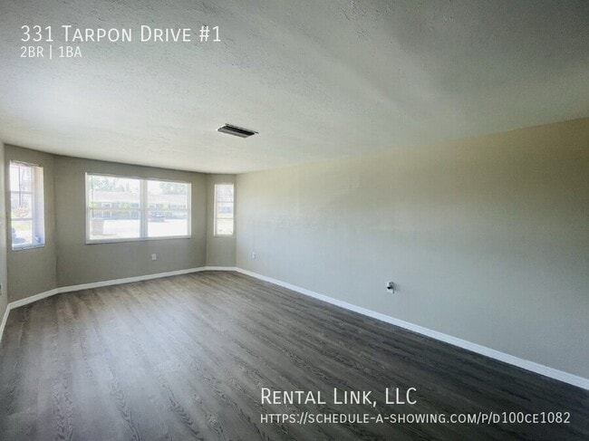 Foto del edificio - 331 Tarpon Dr