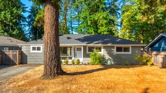 Building Photo - 542 NE 120th St