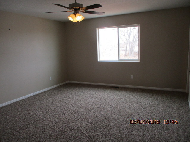 Building Photo - 3 Bed - 2.5 Bath Townhome in Gemini Meadows