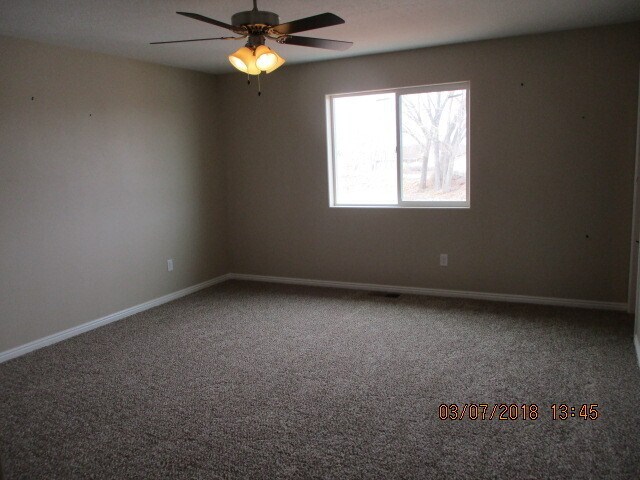 Foto del edificio - 3 Bed - 2.5 Bath Townhome in Gemini Meadows