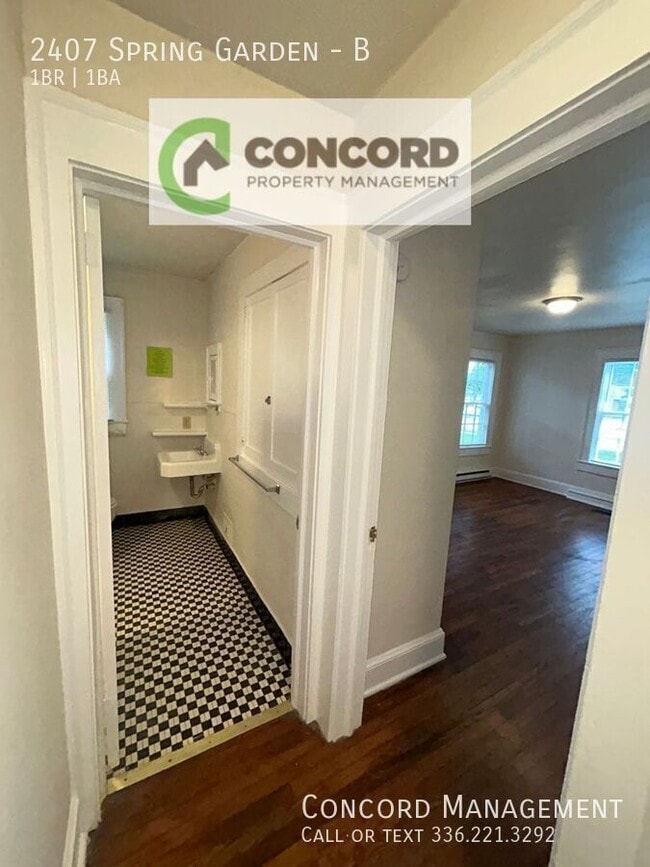 Foto del edificio - 2407 Spring Garden St