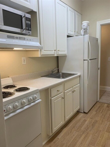 Foto del edificio - 411 E 7th Ave