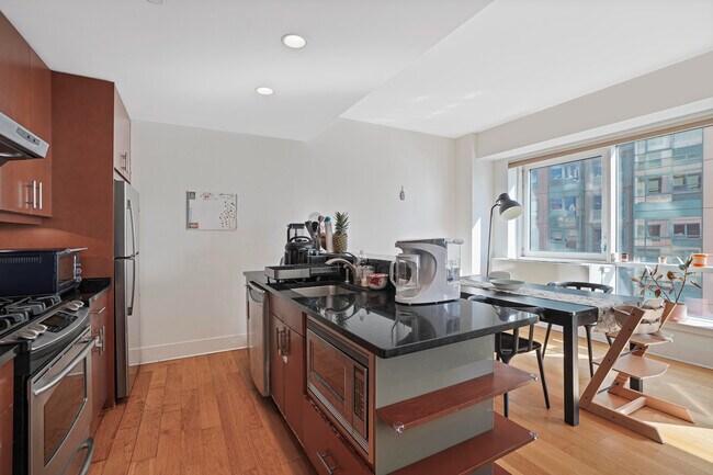 Foto del edificio - 440 Kent Ave