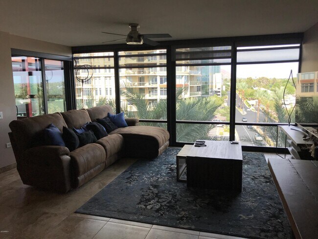 Foto del edificio - 4808 N 24th St