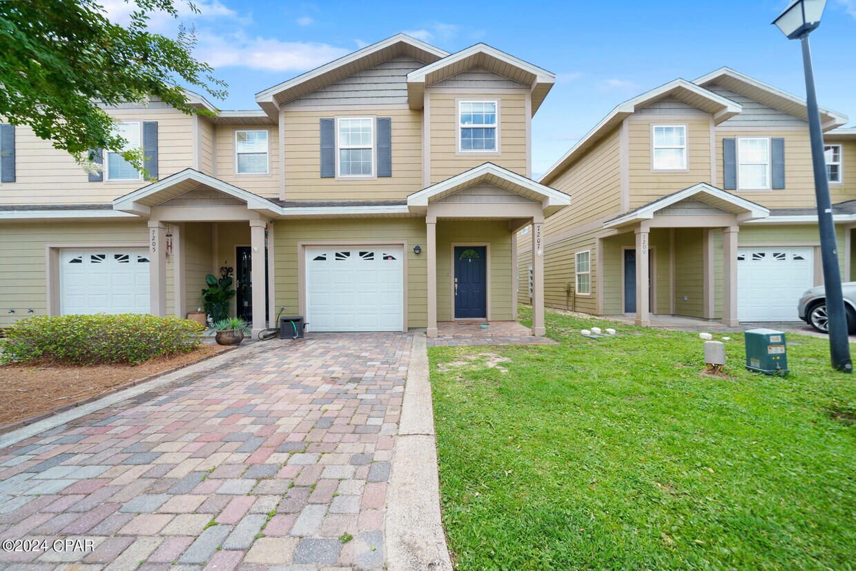 Foto principal - 7207 Quail Hollow Dr