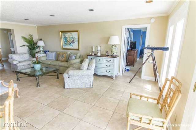Building Photo - 719 Ponte Vedra Blvd