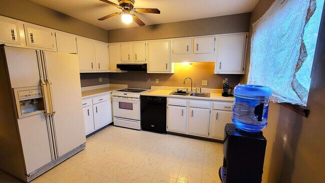 Foto del edificio - 4015 Claire St