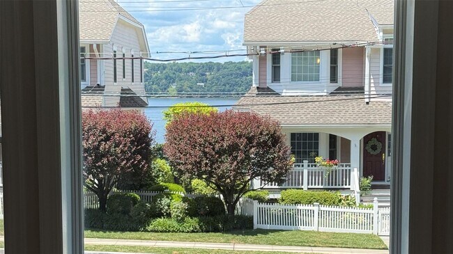 Foto del edificio - 38 Livingston Ave