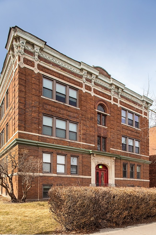 Building Photo - Hollenden Apartments