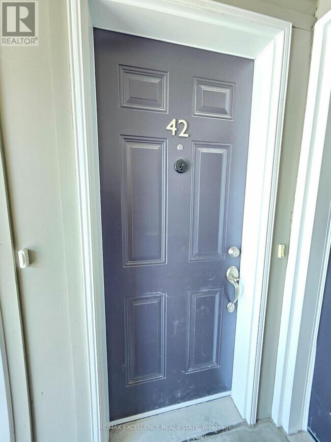 Photo du bâtiment - 5 Armstrong St