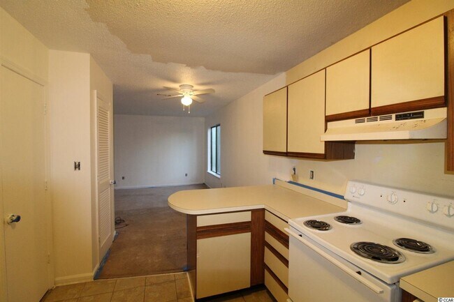 Building Photo - 6510 Somerset Dr