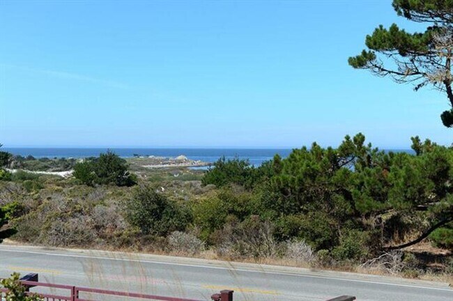 Building Photo - Luxury Pebble Beach Rental on 17 Mile Drive