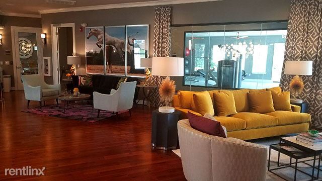 Foto del edificio - 1271 Sadler Drive