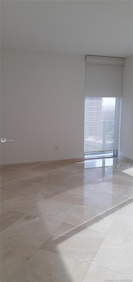 Building Photo - 1050 Brickell Ave