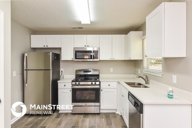 Foto del edificio - 708 Stonebridge Terrace