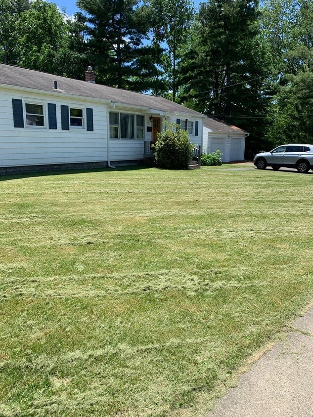 Primary Photo - Wonderful 4 bedroom + South Burlington home