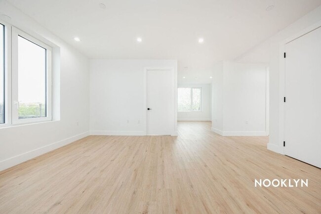 Building Photo - 2512 Bedford Ave