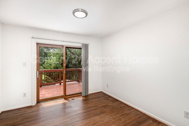Foto del edificio - 3903 Hillview Ct