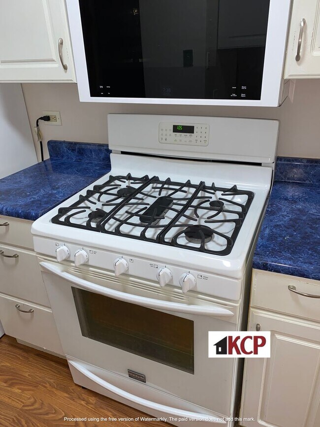 Foto del edificio - 2/3 Bedroom Townhouse in Gurnee School Dist