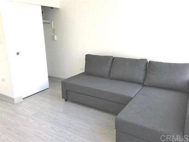 Foto del edificio - 425 W Beech St